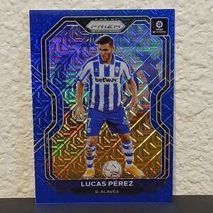 2020-21 PANINI CHRONICLES PRIZM LA LIGA LUCAS PEREZ BLUE MOJO PRIZM #12 14/16